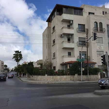 Abdoun Apartment Amman Exterior photo